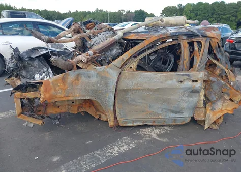 2014 Jeep Cherokee Latitude z USA, uszkodzony, nr VIN 1C4PJLCS6EW154551